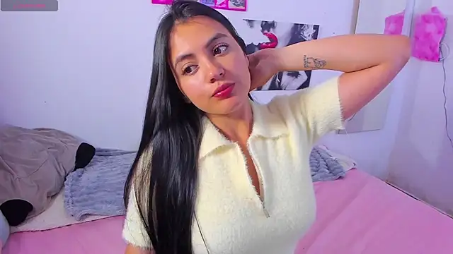 Snapshot of mialeia01 chatting on November 29, 2:53 pm mialeia01 online show from November 29, 2:53 pm