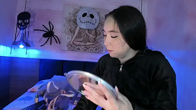 Snapshot of AlissaJoness chatting on October 18, 11:33 am AlissaJoness online show from October 18, 11:33 am