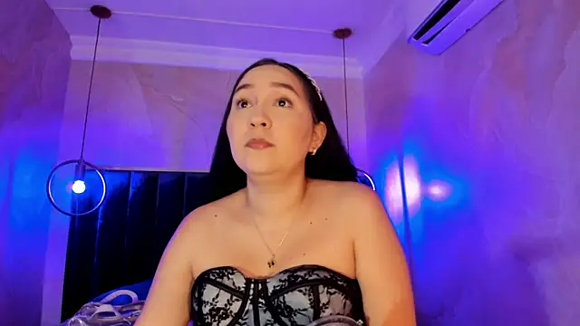 Snapshot of AlissaJoness chatting on December 14, 12:32 pm AlissaJoness online show from December 14, 12:32 pm