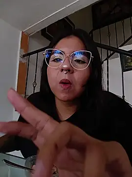 Snapshot of Maddy_rosse12 chatting on June 8, 3:34 pm Maddy rosse12 online show from June 8, 3:34 pm