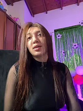 Mia  Gray online show from June 24, 5:23 pm