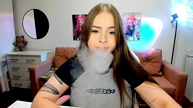 mistress lain online show from September 17, 9:05 pm