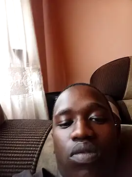 Snapshot of Thenaughtyboy360 chatting on October 30, 11:22 am Thenaughtyboy360 online show from October 30, 11:22 am