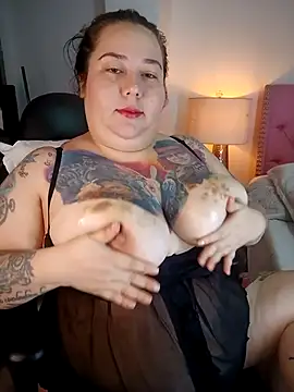 Snapshot of kai_cenat chatting on October 31, 11:22 am kai cenat online show from October 31, 11:22 am