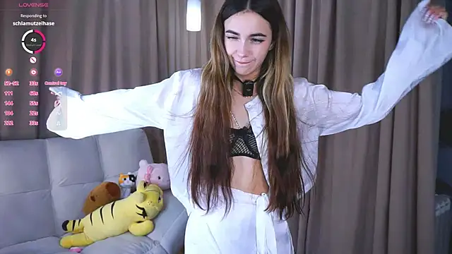 CupSizeGirl online show from September 29, 4:23 pm