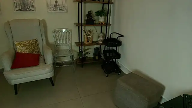  Victoria Collins online show from July 4, 11:16 am