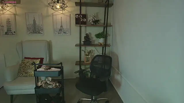  Victoria Collins online show from July 14, 11:05 am