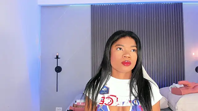 Snapshot of ciara_blake chatting on July 14, 7:30 pm ciara blake online show from July 14, 7:30 pm