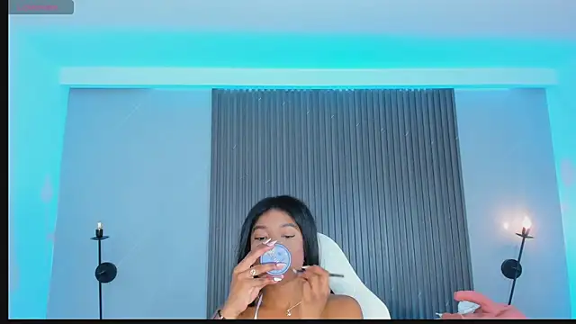 Snapshot of ciara_blake chatting on July 17, 7:41 pm ciara blake online show from July 17, 7:41 pm