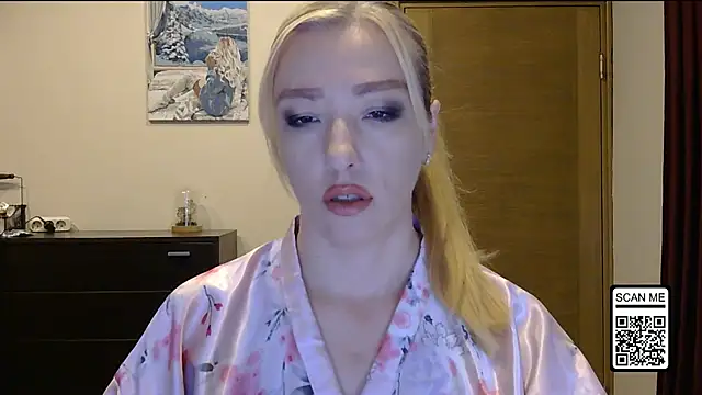 Wild Silk Desire online show from October 11, 1:42 pm