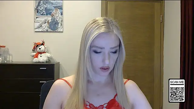 Wild Silk Desire online show from December 17, 1:28 pm