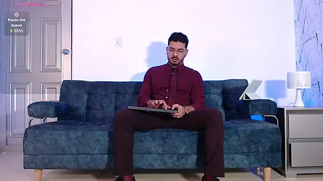 Snapshot of samuelcoopeer chatting on October 5, 1:20 pm samuelcoopeer online show from October 5, 1:20 pm