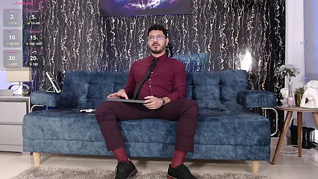 Snapshot of samuelcoopeer chatting on October 29, 1:57 pm samuelcoopeer online show from October 29, 1:57 pm