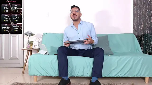 Snapshot of samuelcoopeer chatting on November 30, 1:48 pm samuelcoopeer online show from November 30, 1:48 pm