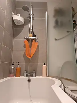 CloudyMuscleBeefy online show from December 19, 2:35 pm