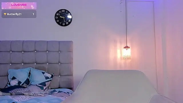 Snapshot of Santy_Stump chatting on September 20, 6:53 pm Santy Stump online show from September 20, 6:53 pm