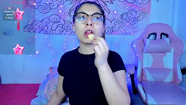 abbie jensen  online show from July 31, 3:17 am