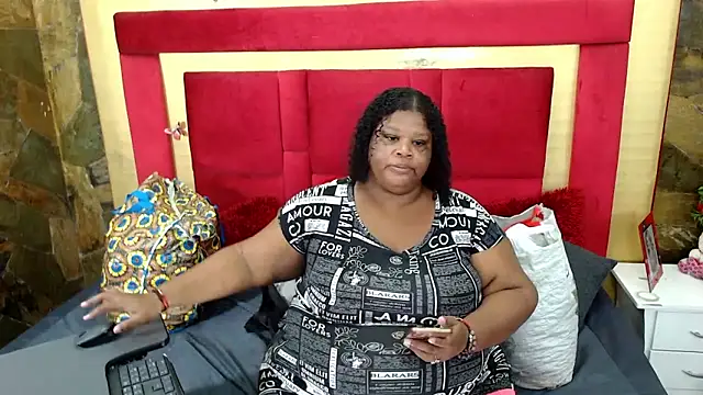 Exoticbigmandy online show from April 4, 2:03 pm