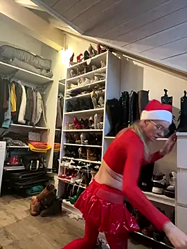 LucyLingerie78 online show from December 16, 12:32 pm