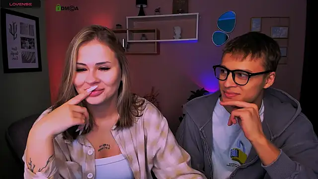 Snapshot of jeren_smile chatting on October 27, 8:02 pm jeren smile online show from October 27, 8:02 pm