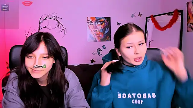 Snapshot of jeren_smile chatting on December 22, 9:45 pm jeren smile online show from December 22, 9:45 pm