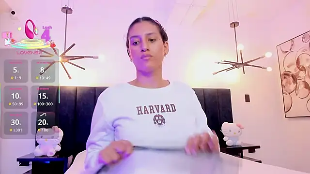 niia7 online show from October 15, 7:47 pm