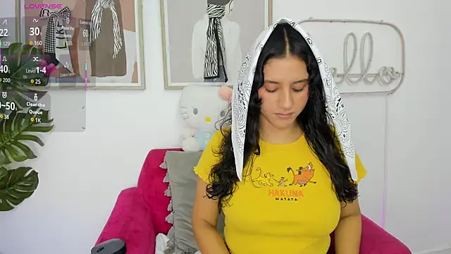 Snapshot of niia7 chatting on May 17, 7:43 pm niia7 online show from May 17, 7:43 pm
