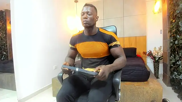 MarcusBlack  online show from November 7, 10:26 am