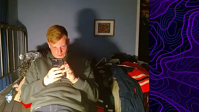 Snapshot of lustylyndon chatting on November 9, 4:33 am lustylyndon online show from November 9, 4:33 am