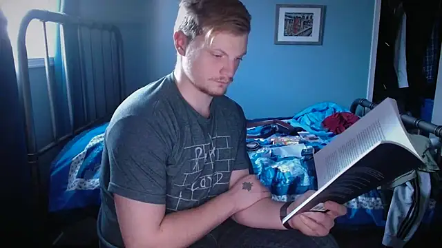 lustylyndon online show from February 2, 4:17 pm