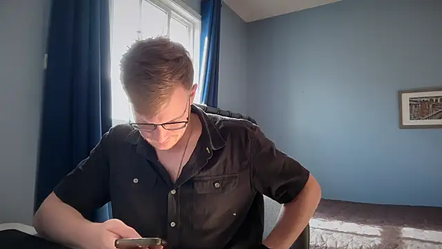 lustylyndon online show from May 29, 3:10 pm