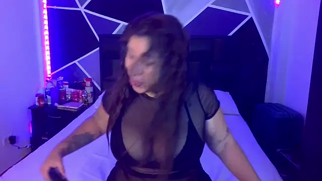 jazminslut online show from April 12, 12:48 am