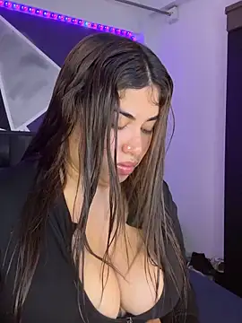jazminslut online show from June 17, 1:41 am