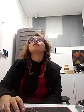 Violet Bosh online show from March 23, 2:04 am