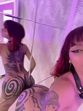 AnnahiBaker online show from February 4, 10:26 pm