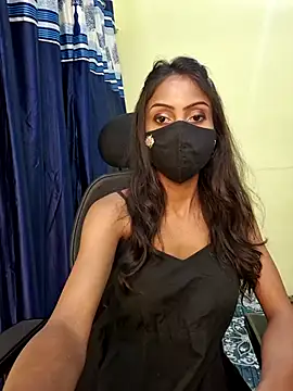 Snapshot of Riya_R24 chatting on June 19, 6:45 pm Riya R24 online show from June 19, 6:45 pm