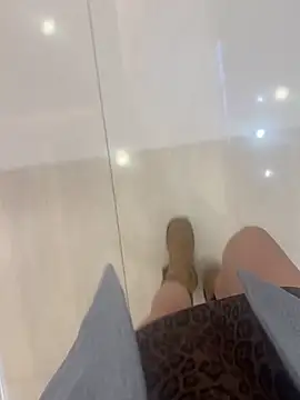 xiaoyuan01 online show from October 13, 2:00 am