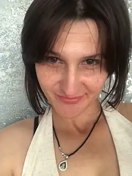 Snapshot of NikaSwan2831 chatting on September 11, 12:27 pm NikaSwan2831 online show from September 11, 12:27 pm