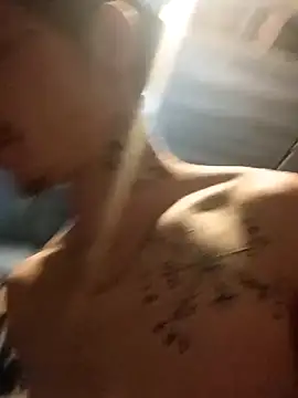 Snapshot of mastertrap chatting on December 17, 2:12 pm mastertrap online show from December 17, 2:12 pm