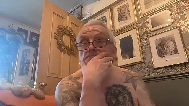 poggles online show from February 16, 3:19 pm