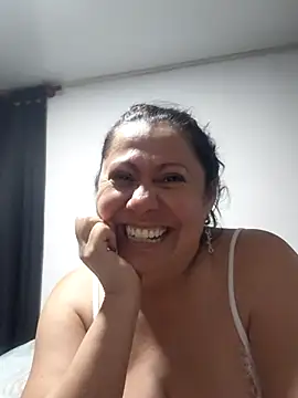 EmmaJhomson online show from August 5, 12:57 am