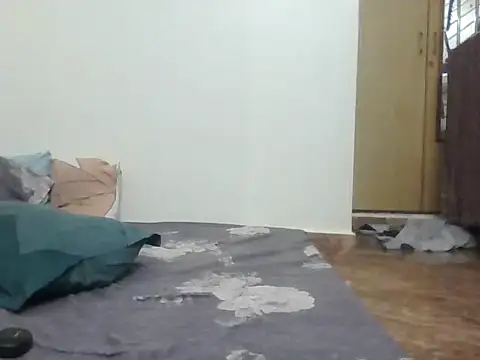 Snapshot of Matt6102 chatting on November 16, 4:34 pm Matt6102 online show from November 16, 4:34 pm