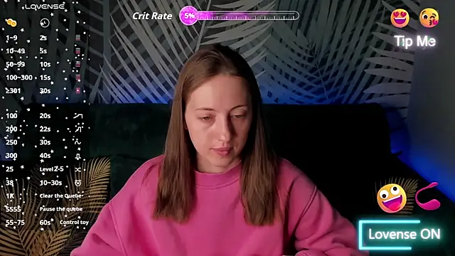 ChristyCrayme online show from May 22, 10:04 pm