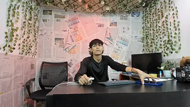 Bastian boyshot77 online show from June 30, 1:12 pm