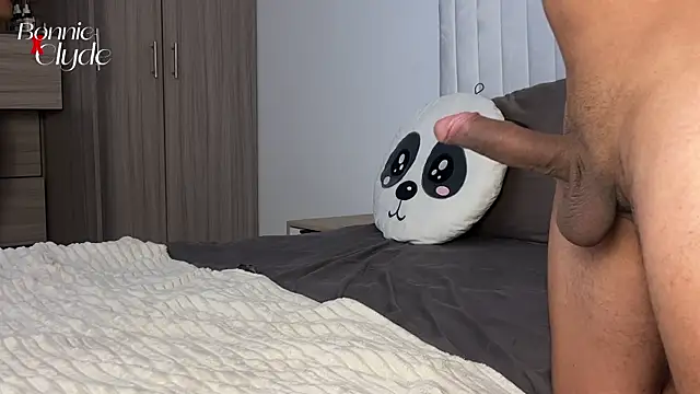 Snapshot of BelleXBeast chatting on October 26, 7:36 am BelleXBeast online show from October 26, 7:36 am