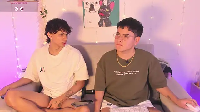 Snapshot of Young_Ben chatting on February 12, 11:49 am Young Ben online show from February 12, 11:49 am