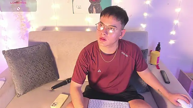 Young Ben online show from July 8, 11:09 pm