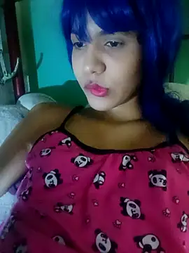 famousfox-69 online show from November 20, 5:07 am