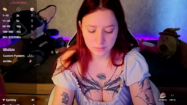 Snapshot of Mini_Lady1 chatting on November 15, 7:38 am Mini Lady1 online show from November 15, 7:38 am