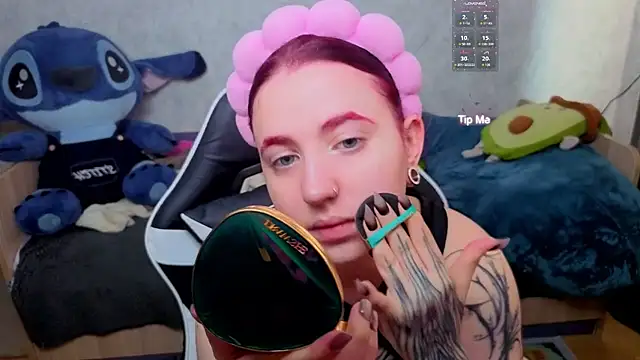 Mini Lady1 online show from February 18, 9:05 am